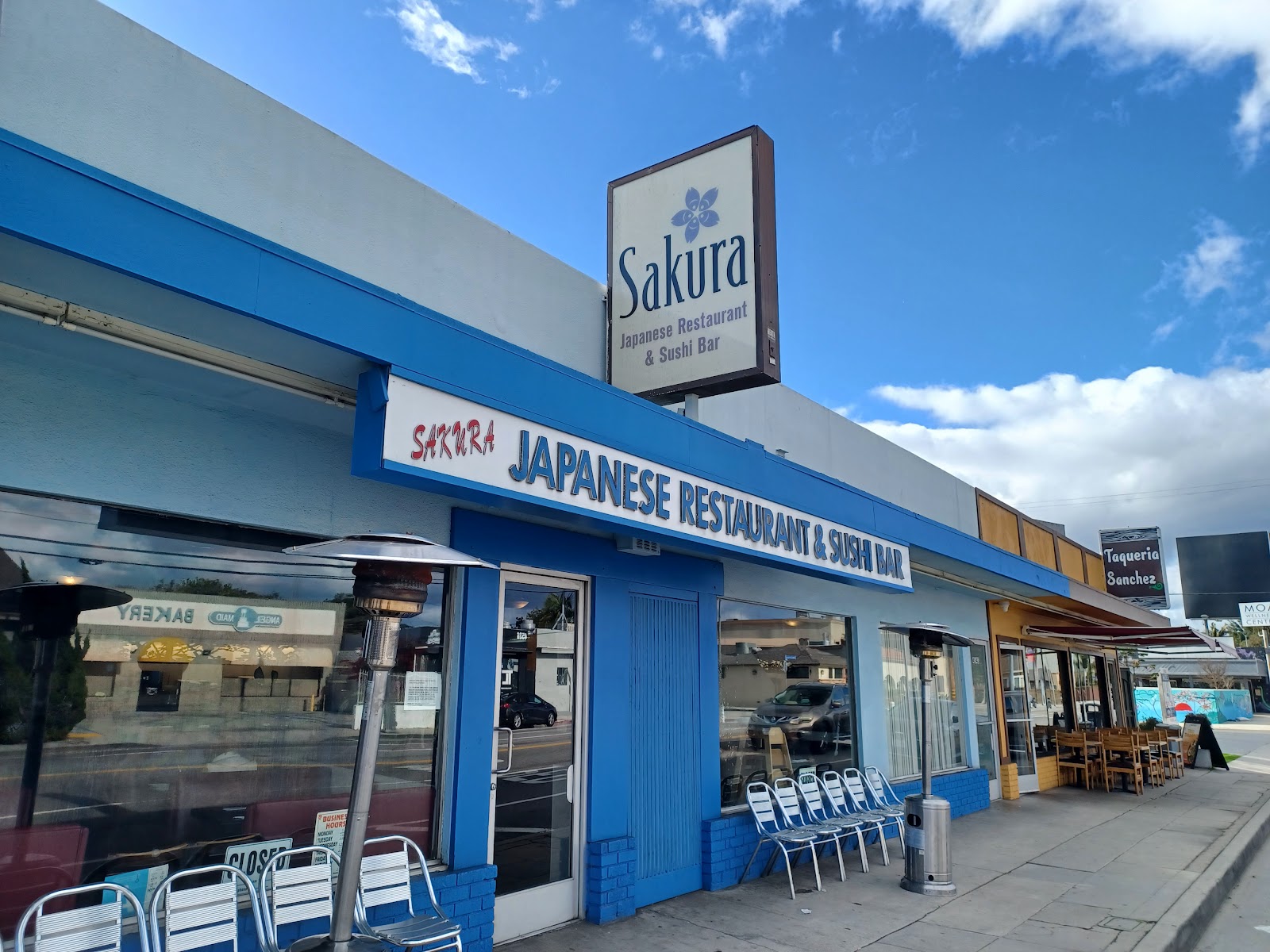 Sakura Japanese Restaurant & Sushi Bar