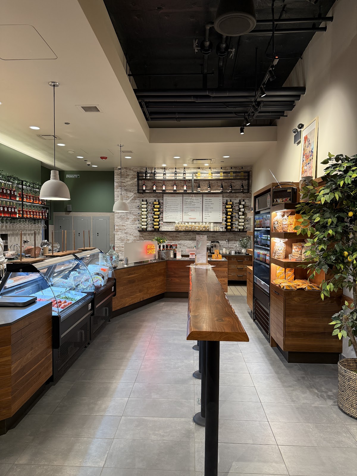 Lizzano Focacceria & Spritzeria