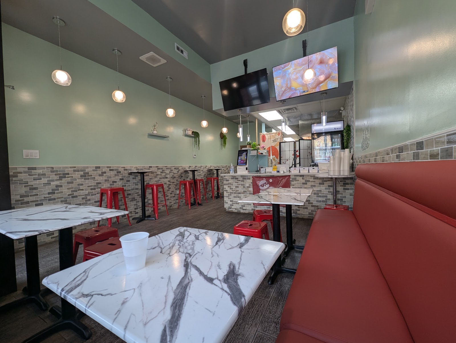 Oishii Asian & Ramen Hub