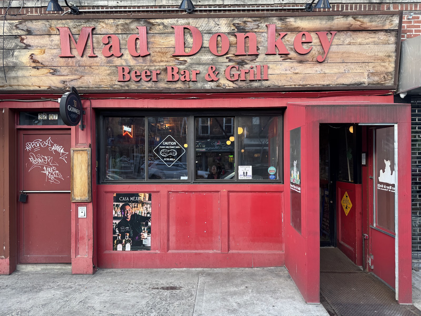 Mad Donkey Beer Bar & Grill