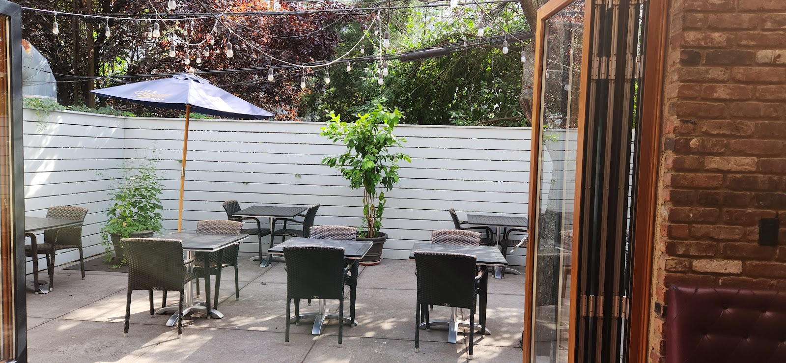 The Famous House of Pizza & Calzone